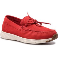 Mokasyny GEOX - U Snapish D U722DD 00022 C7000 Red. Czerwone mokasyny męskie Geox, na co dzień, z aplikacjami, z zamszu, klasyczne, bez zapięcia. W wyprzedaży za 239,00 zł.