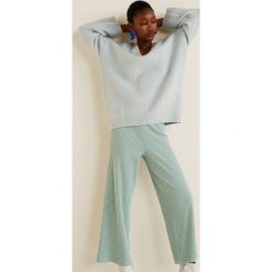 Mango - Spodnie Aqua. Niebieskie spodnie damskie Mango, s, z elastanu. Za 119,90 zł.