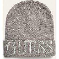 Guess Jeans - Czapka. Szare czapki damskie Guess Jeans, z aplikacjami, z jeansu. W wyprzedaży za 99,90 zł.