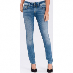 Dżinsy "Melinda" - Skinny fit - w kolorze błękitnym. Niebieskie rurki damskie marki Cross Jeans, z aplikacjami. W wyprzedaży za 136,95 zł.