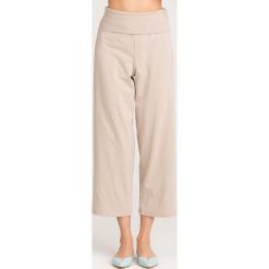 SPODNIE SCILLI Max Mara Leisure. Brązowe spodnie damskie Max Mara Leisure, s, z aplikacjami, z elastanu, z podwyższonym stanem. Za 314,30 zł.