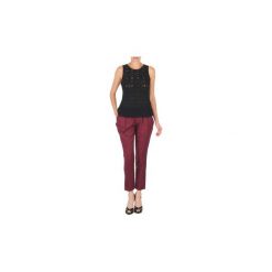 Chinos Sisley 414FS5186. Czerwone chinosy damskie marki Sisley. Za 167,20 zł.