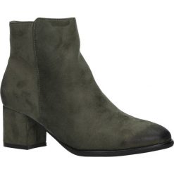 Zielone botki na słupku s.barski 8018. Zielone botki damskie S.barski, bez obcasa, na słupku, bez zapięcia. Za 169,99 zł.