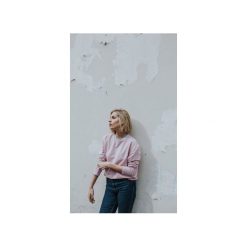 Longsleeve Rose. Różowe bluzy damskie Hello rabbit, na wiosnę, bez wzorów, bez rękawów, bez kaptura. Za 199,00 zł.