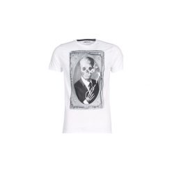 T-shirty z krótkim rękawem Deeluxe DENIL. Białe t-shirty męskie marki Deeluxe, s, bez wzorów, bez kołnierzyka, krótkie. Za 89,00 zł.
