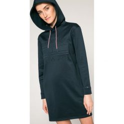 Sukienki: Tommy Jeans – Sukienka