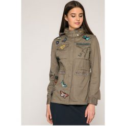 Desigual - Kurtka. Żółte kurtki damskie marki Desigual, s, z bawełny, z kapturem. W wyprzedaży za 329,90 zł.
