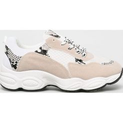 Answear - Buty. Różowe buty sportowe damskie ANSWEAR, bez wzorów, z materiału, sportowe. W wyprzedaży za 59,90 zł.