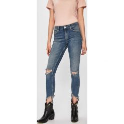 Answear - Jeansy. Niebieskie jeansy damskie ANSWEAR, s, bez wzorów, z elastanu. W wyprzedaży za 99,90 zł.