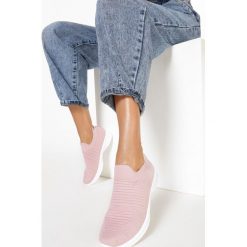 Różowe Buty Sportowe Alalia. Różowe buty sportowe damskie Born2be, bez wzorów, sportowe. W wyprzedaży za 64,99 zł.
