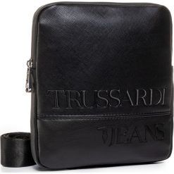 Saszetka TRUSSARDI JEANS - Tekno Affair Reporter 71B00192 K299. Czarne torby męskie skórzane Trussardi Jeans, bez wzorów, z jeansu, młodzieżowe. W wyprzedaży za 279,00 zł.