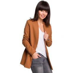 Żakiet dzianinowy plus size bez zapięcia - karmelowy. Żakiety damskie BE, s, bez wzorów, z elastanu. Za 229,00 zł.