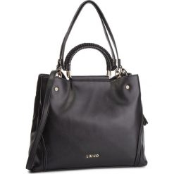 Torebka LIU JO - L Satchel A19138 E0064 Nero 22222. Czarne torebki klasyczne damskie Liu Jo, z aplikacjami, ze skóry ekologicznej, klasyczne, zdobione, bez dodatków. Za 739,00 zł.