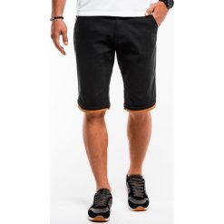 Krótkie spodenki męskie chino W150 - czarne. Czarne spodenki i szorty męskie Ombre Clothing, s, bez wzorów, z bawełny, klasyczne, krótkie. Za 39,00 zł.