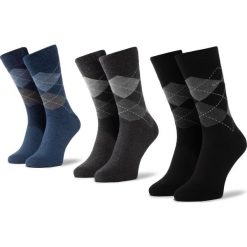 Zestaw 3 par wysokich skarpet męskich QUAZI - QZ-SOCKS-65-04-MEN-010 Czarny Granatowy Szary. Szare skarpetki męskie QUAZI, bez wzorów, z elastanu. Za 39,00 zł.