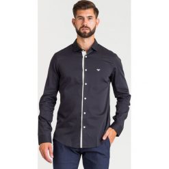KOSZULA Emporio Armani. Niebieskie koszule męskie Emporio Armani, s, z haftami, z włoskim kołnierzykiem, bez rękawów. Za 799,00 zł.