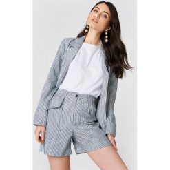 Paski damskie: Trendyol Szorty w paski – Grey