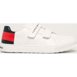 Tommy Hilfiger - Buty dziecięce. Białe trampki chłopięce TOMMY HILFIGER, bez wzorów, z gumy, sportowe, z okrągłym noskiem, bez zapięcia. W wyprzedaży za 219,90 zł.