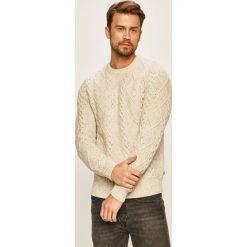 Levi's - Sweter. Czerwone swetry męskie Levi's®, s, bez wzorów, z wełny, z okrągłym kołnierzem, bez kaptura. W wyprzedaży za 269,90 zł.