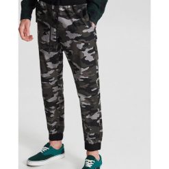 Joggery moro - Szary. Szare spodnie męskie Cropp, m, moro. Za 119,99 zł.