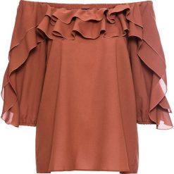 Bluzka bonprix koniakowy. Pomarańczowe bluzki damskie marki bonprix, z kołnierzem typu carmen. Za 49,99 zł.