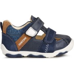 Geox Tenisówki chłopięce NEW BALU B020PA_0CLPA_C4002 25 ciemnoniebieskie. Niebieskie buty chłopięce sportowe Geox, ze skóry, bez zapięcia. Za 239,00 zł.