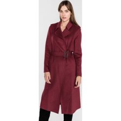 SELECTED Tana Płaszcz Czerwony. Czerwone kurtki damskie Selected, na wiosnę, bez wzorów, z poliesteru. Za 1029,95 zł.
