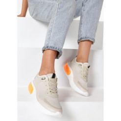 Beżowe Sneakersy Acapheu. Brązowe sneakersy damskie Born2be. Za 109,99 zł.