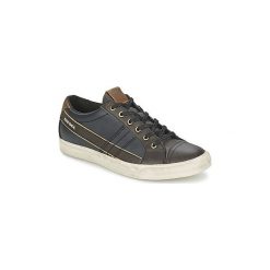 Buty Diesel D-STRING LOW. Niebieskie trampki męskie Diesel, bez wzorów, bez zapięcia. Za 199,00 zł.