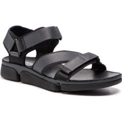 Sandały CLARKS - Tri Cove Sun 261395667 Black Combi. Czarne klapki męskie Clarks, ze skóry, bez zapięcia. W wyprzedaży za 269,00 zł.