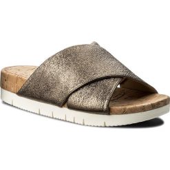 Klapki UNISA - Cofas Pyrite. Pomarańczowe klapki damskie Unisa, bez wzorów, ze skóry, bez obcasa. W wyprzedaży za 219,00 zł.