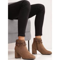 Khaki Botki Honora. Brązowe botki damskie Renee, klasyczne, za kostkę, na średnim obcasie, na obcasie, na zamek. Za 129,99 zł.