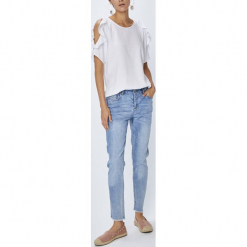 Medicine - Jeansy Rustic Indigo. Niebieskie boyfriendy damskie MEDICINE. W wyprzedaży za 79,90 zł.
