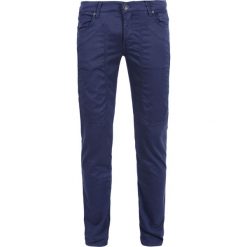Spodnie JECKERSON SLIM-TRICOTINE. Niebieskie spodnie męskie Jeckerson, na co dzień, m, bez wzorów, z tkaniny, eleganckie. W wyprzedaży za 291,00 zł.