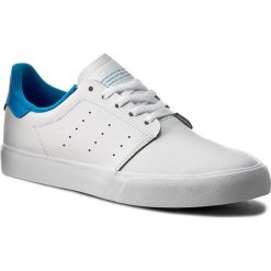 Buty adidas - Seeley Court BB8587 Ftwht/Ftwht/Brblue. Białe buty sportowe damskie marki Adidas, na co dzień, bez wzorów, ze skóry ekologicznej, bez zapięcia. W wyprzedaży za 219,00 zł.