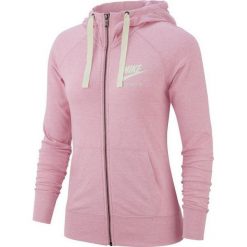 Nike bluza damska W Nsw Gym Vntg Hoodie Fz Pink Foam Sail S. Różowe bluzy sportowe damskie Nike, s, bez wzorów, z bawełny, z długim rękawem, długie, z kapturem. Za 249,00 zł.