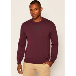 Sweter Armani Exchange 6HZM1C ZMQ7Z 1306. Czerwone swetry męskie Armani Exchange, m, bez wzorów, klasyczne, z klasycznym kołnierzykiem, bez kaptura. Za 489,00 zł.