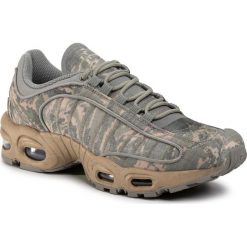 Buty NIKE - Air Max Tailwind IV Sp BV1357 001 Dark Stucco/Sandtrap/Flat Zinc. Zielone półbuty męskie Nike, na co dzień, bez wzorów, z tworzywa sztucznego, bez zapięcia. W wyprzedaży za 489,00 zł.