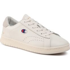 Sneakersy CHAMPION - Court Club Patc S21126-FW19-WW001 Wht. Białe sneakersy męskie Champion, na co dzień, bez wzorów, ze skóry ekologicznej, bez zapięcia. W wyprzedaży za 209,00 zł.