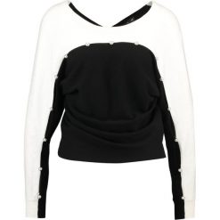 Swetry klasyczne damskie: Karen Millen PEARL DETAIL KNIT COLLECTION Sweter black/ivory