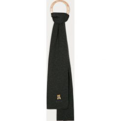 Moschino - Szalik. Czerwone szaliki damskie MOSCHINO, bez wzorów, z wełny. Za 529,90 zł.