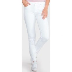 Tommy Hilfiger Venice Dżinsy Biały. Białe jeansy damskie TOMMY HILFIGER, s. Za 654,95 zł.