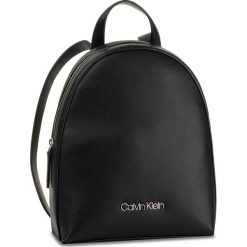 Plecak CALVIN KLEIN - Ck Must Psp20 Sml K60K606044 BDS. Czarne plecaki damskie Calvin Klein, bez wzorów, ze skóry ekologicznej. Za 539,00 zł.