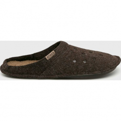 Crocs - Kapcie. Czarne kapcie męskie Crocs, z materiału. Za 129,90 zł.