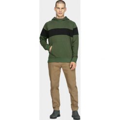 Bluza męska BLM605 - ciemna zieleń - Outhorn. Żółte bluzy męskie Outhorn, m, bez wzorów, z kapturem, bez rękawów, bez kaptura. Za 119,99 zł.