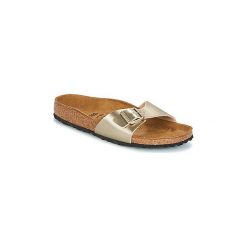 Klapki Birkenstock MADRID. Żółte klapki damskie Birkenstock, bez wzorów, bez obcasa. W wyprzedaży za 260,10 zł.