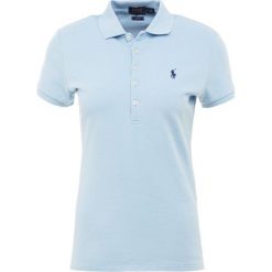 Polo Ralph Lauren JULIE POLO Koszulka polo powder blue. Niebieskie bluzki asymetryczne Polo Ralph Lauren, xl, z bawełny, polo. Za 419,00 zł.