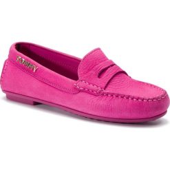 Mokasyny TOMMY HILFIGER - Colorful Tommy Moccasin FW0FW04398 Frambuesa 663. Różowe mokasyny damskie TOMMY HILFIGER, ze skóry, na obcasie. Za 579,00 zł.