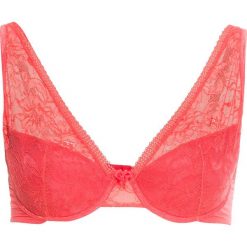 Biustonosz z usztywnianymi miseczkami bonprix koralowy. Czerwone biustonosze bonprix, bez wzorów, z koronki. Za 37,99 zł.