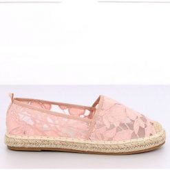 Espadryle ażurowe różowe 68-130 Pink. Różowe espadryle damskie ButyModne, w koronkowe wzory, z tkaniny, bez obcasa. W wyprzedaży za 59,00 zł.